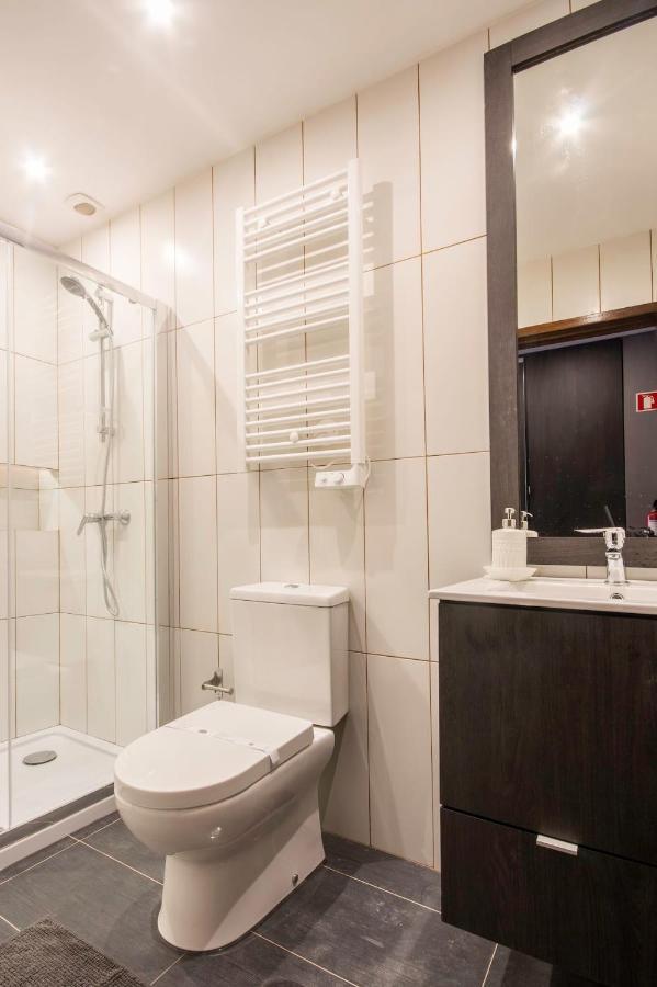 447 Gale Apartment Wifi, Parking Porto Luaran gambar